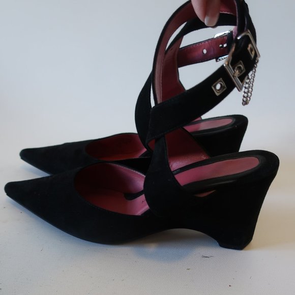 BISOU BISOU COLLECTION BLACK SUEDE WEDGE HEELS 6 * - Picture 5 of 10